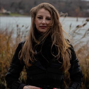 Meet your Posher, Jaclynn